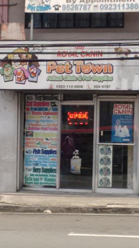 Pet Town Veterinary Clinic and Pet Supplies listing photo